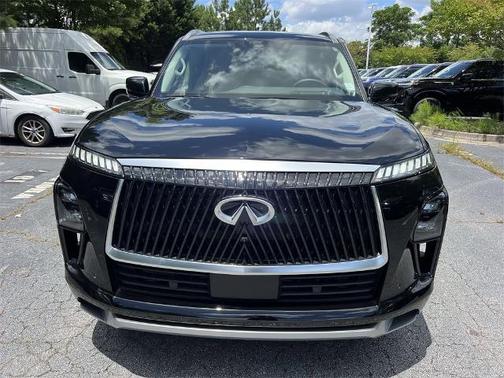 2025 INFINITI QX80 Luxe