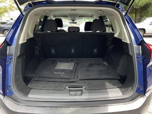 2022 Nissan Rogue S