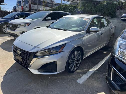 2023 Nissan Altima 2.5 SL