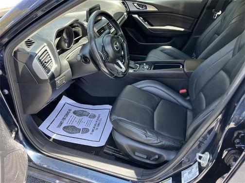 2018 Mazda Mazda3 Touring
