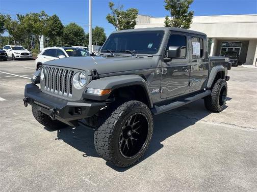 2022 Jeep Gladiator Overland