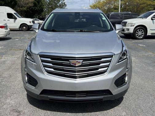 Radiant Silver Metallic 2018 Cadillac XT5 Luxury
