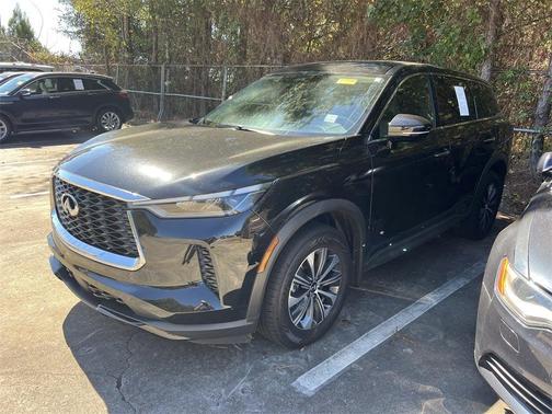 2023 INFINITI QX60 Pure