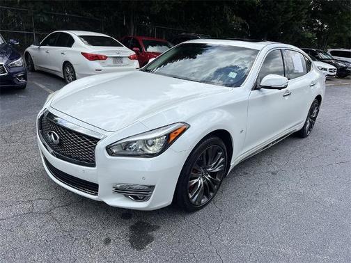 2017 INFINITI Q70L 3.7X