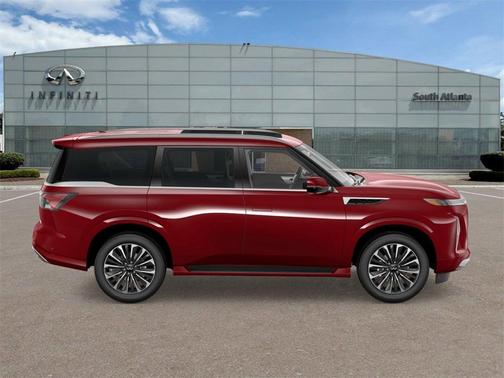 2025 INFINITI QX80 Luxe