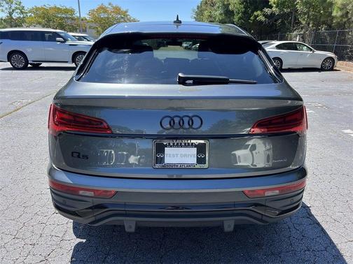 2022 Audi Q5 45 S line Premium Plus
