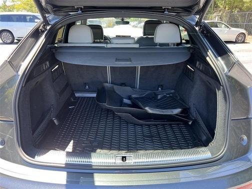 2022 Audi Q5 45 S line Premium Plus