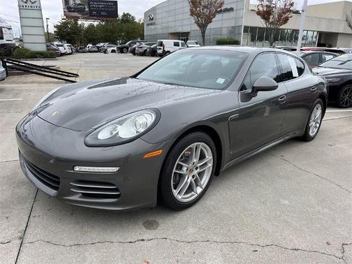 2014 Porsche Panamera 4