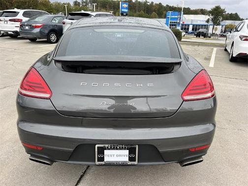 2014 Porsche Panamera 4