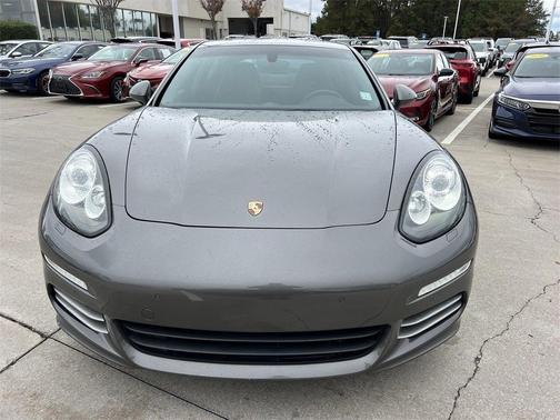 2014 Porsche Panamera 4