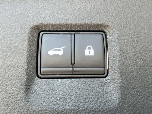 Glacier White 2025 INFINITI QX60 Pure