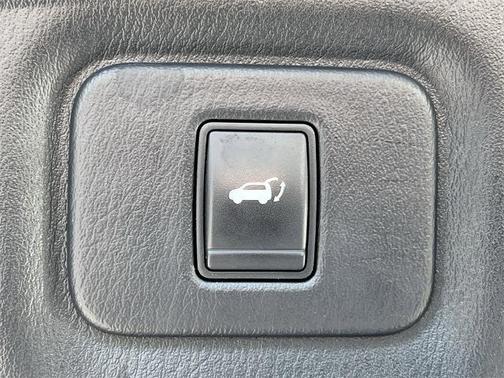 2016 INFINITI QX60 Base