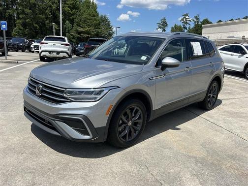 2024 Volkswagen Tiguan 2.0T SE