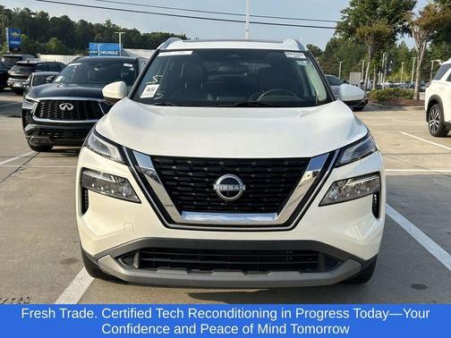 White 2023 Nissan Rogue SV