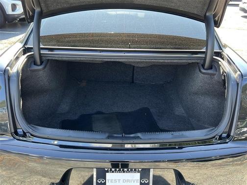 2023 Chrysler 300 300C