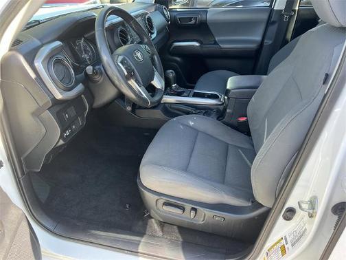 2020 Toyota Tacoma SR5