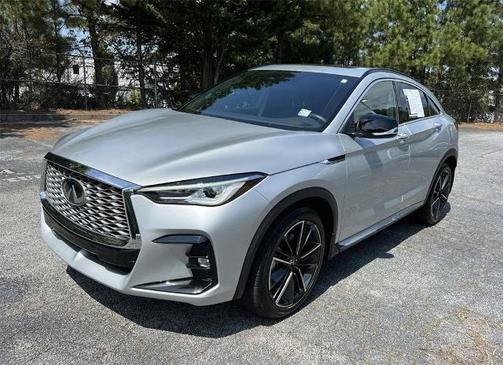 2022 INFINITI QX55 LUXE