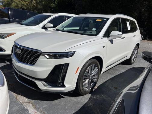2023 Cadillac XT6 Premium Luxury FWD