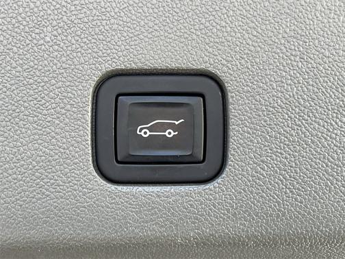 2023 Cadillac XT6 Premium Luxury FWD