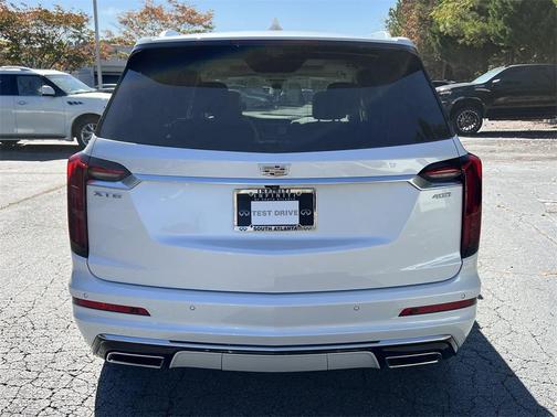 2023 Cadillac XT6 Premium Luxury FWD
