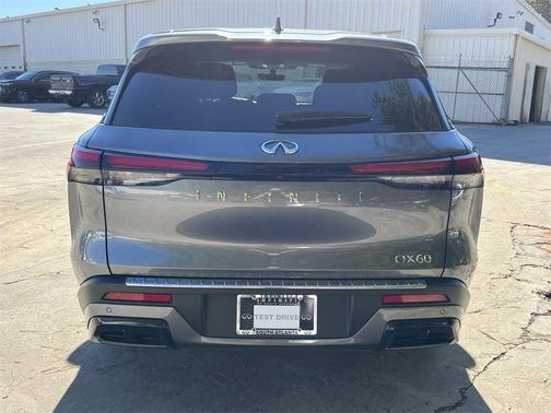 2025 INFINITI QX60 Pure