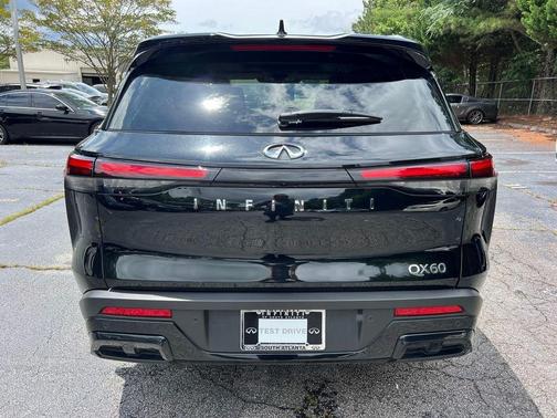 Diamond Black 2025 INFINITI QX60 Luxe
