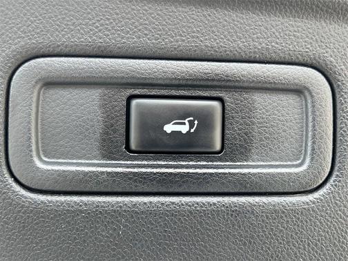 2017 INFINITI QX70 Base