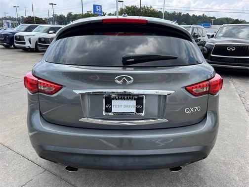 2017 INFINITI QX70 Base