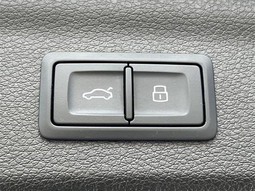 2021 Audi Q3 40 Premium