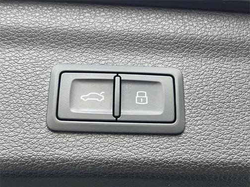 2021 Audi Q3 45 S line Premium