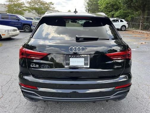 2021 Audi Q3 45 S line Premium