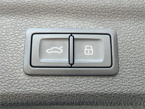 2021 Audi Q3 45 S line Premium