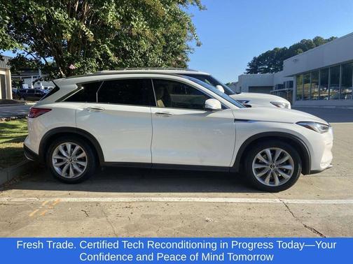 Moonstone White 2021 INFINITI QX80 Luxe