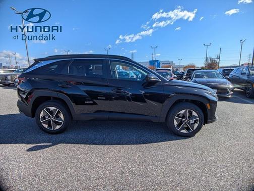 2026 Hyundai TUCSON Hybrid SEL