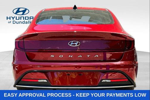 Ultimate Red 2023 Hyundai SONATA SE