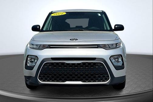 Sparkling Silver 2021 Kia Soul LX