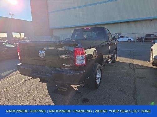 2022 RAM 2500 Tradesman Regular Cab 4x4 8' Box