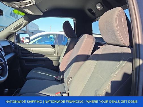 2022 RAM 2500 Tradesman Regular Cab 4x4 8' Box