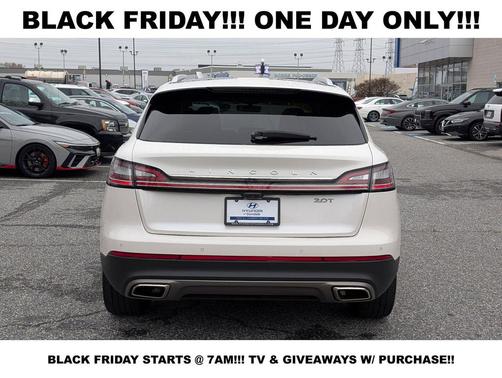 2019 Lincoln Nautilus Reserve