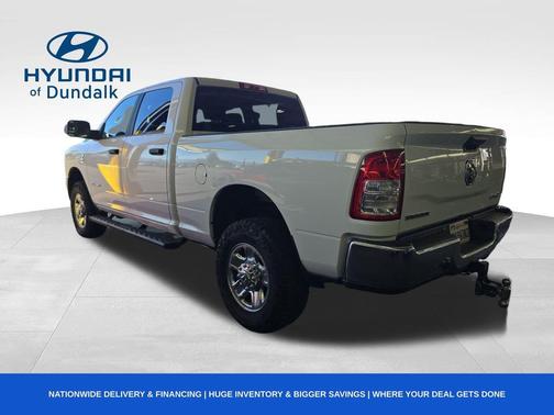 2022 RAM 2500 Big Horn Crew Cab 4x4 6'4' Box