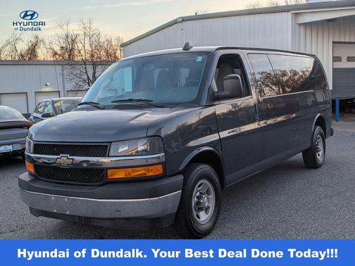 2017 Chevrolet Express 3500 LT