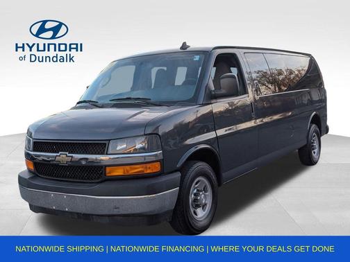 2017 Chevrolet Express 3500 LT