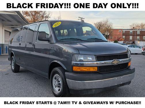 2017 Chevrolet Express 3500 LT