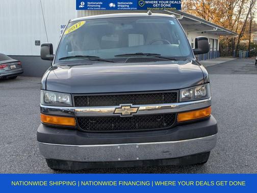 2017 Chevrolet Express 3500 LT