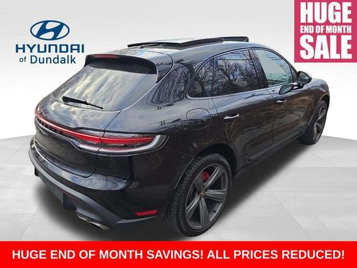 2022 Porsche Macan S