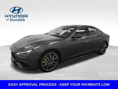 2023 Maserati Ghibli Modena Q4