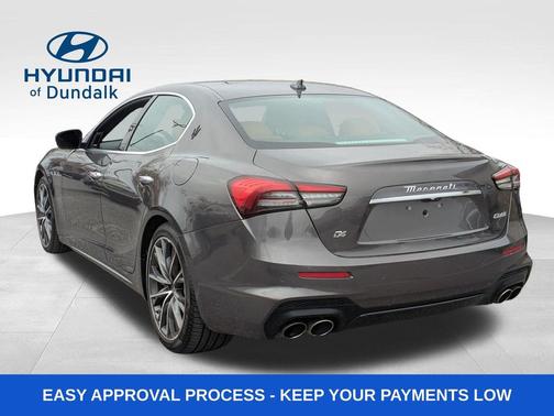 2023 Maserati Ghibli Modena Q4