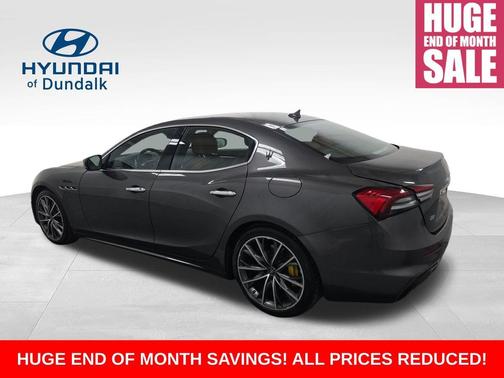 2023 Maserati Ghibli Modena Q4