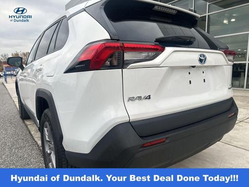 2022 Toyota RAV4 Hybrid LE