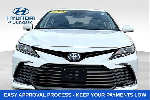 Ice 2024 Toyota Camry Hybrid LE